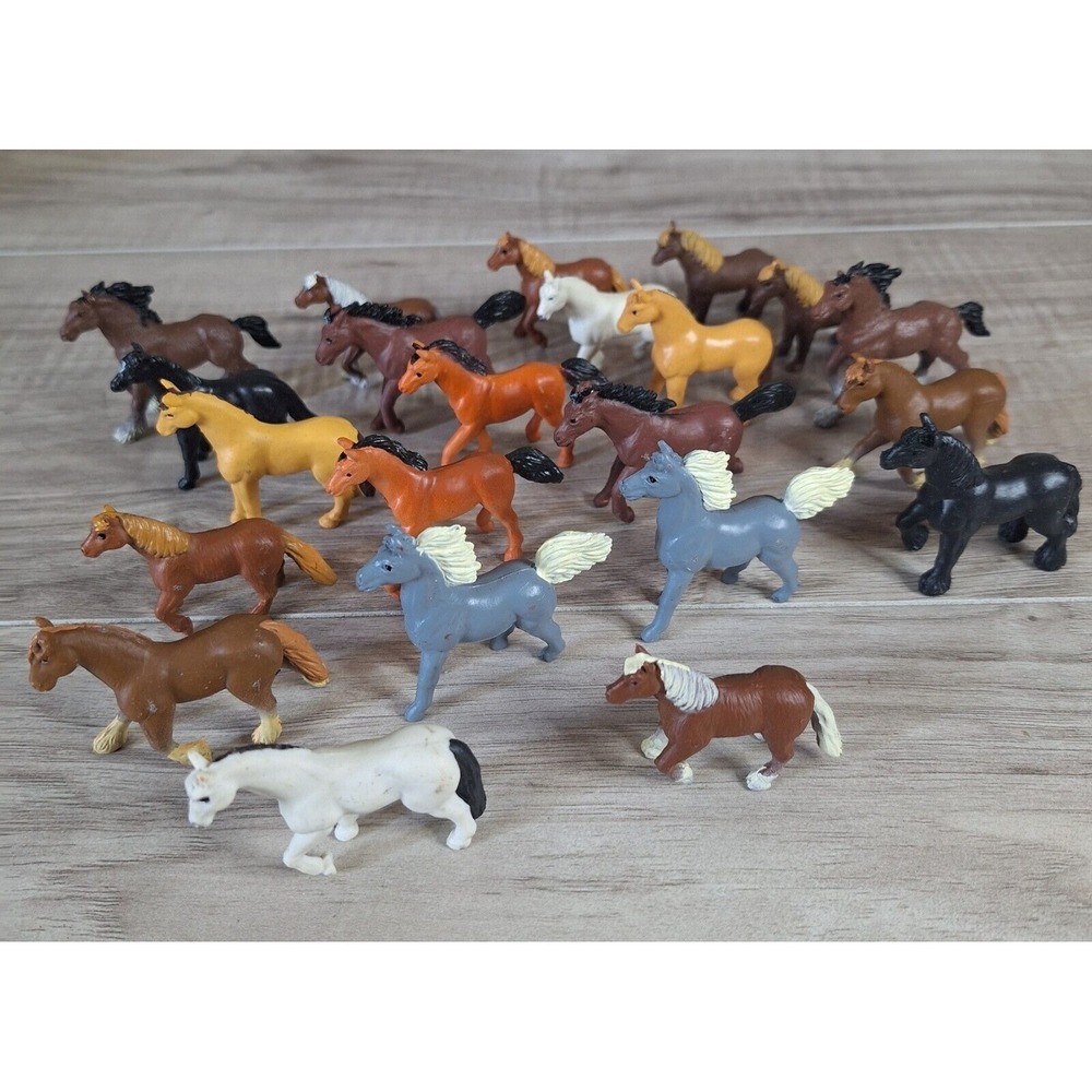 Safari Ltd  Mini Horses Figure lot of 22 Horse 1.5" Tall